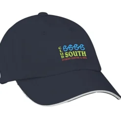 Sandwich Cap with Striped Closure
