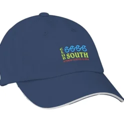 Sandwich Cap with Striped Closure