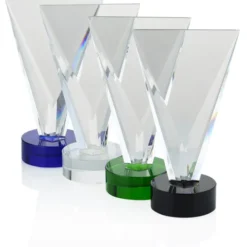 Valiant Crystal Award - 9 inches - 24 hr