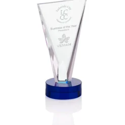 Valiant Crystal Award - 9 inches - 24 hr